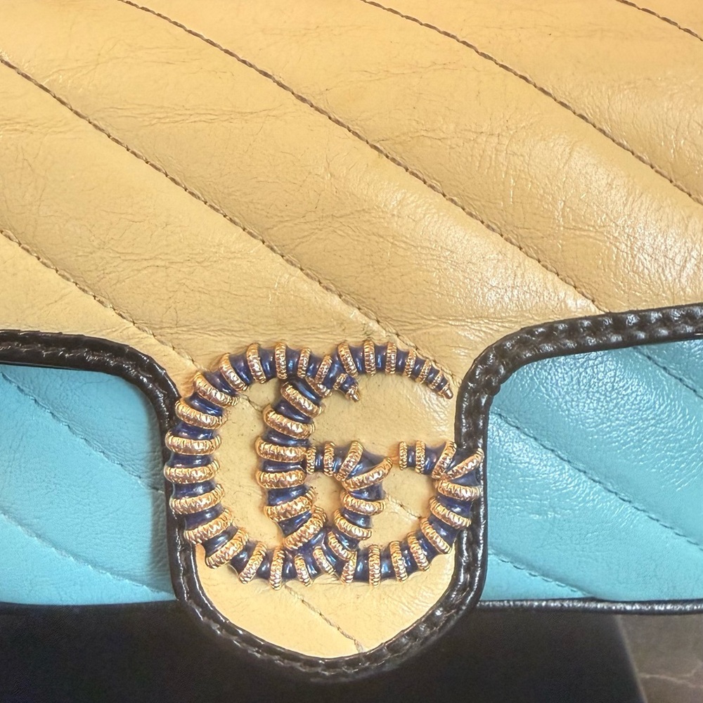 Gucci Mini GG Marmont Calfskin Leather Crossbody shoulder Bag Limited Edition - Picture 3 of 17